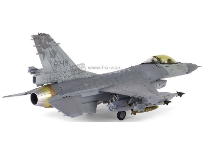 Lockheed Martin F-16 Viper Block 20 - Rocaf, 401st Tfw, 12th Trg, Hualian Ab - zdjęcie 3