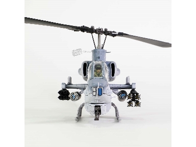 Bell Ah-1w "whiskey Cobra" Attack Helicopter (Nts Exhaust Nozzle) Usa - zdjęcie 5
