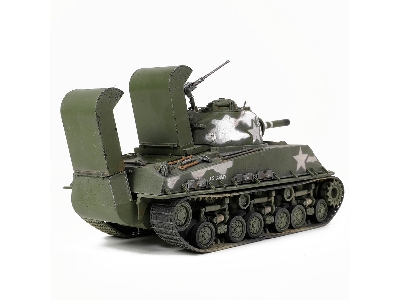 U.S. Medium Tank Sherman M4e8 (105) Hvss With Deep Wading Gear (Engine Plus Series) - zdjęcie 5