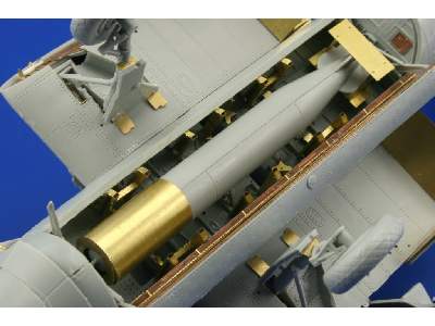  TBF-1/ TBM-3 bomb bay 1/48 - Hobby Boss - blaszki - zdjęcie 3