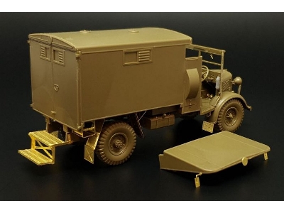 British 2-ton 4x2 Ambulance (Austin K2) - Upgrade Set (For Tamiya Kits) - zdjęcie 1