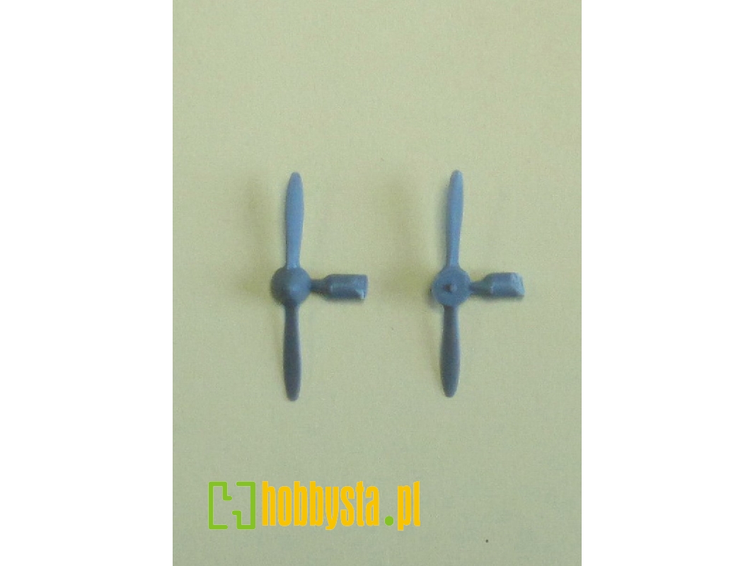 Watts 2-bladed Rh Propeller For Hurricane (2 Pcs) - zdjęcie 1 Watts 2-bladed Rh Propeller For Hurricane (2 Pcs) - zdjęcie 1