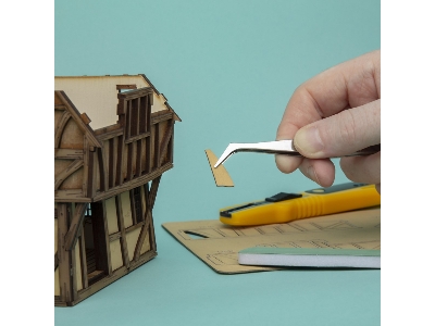 Essential Modelling Kit - zdjęcie 2