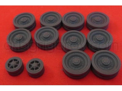 Wheels For Cromwell, Type 1, Smooth Tire And 3 Greasers - zdjęcie 1