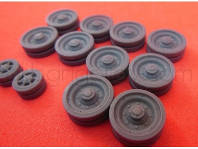 Wheels For Cromwell, Type 1, Smooth Tire And 3 Greasers - zdjęcie 4