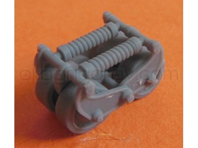 French Medium Tank Amx M4 Mle. 45 With Coil Springs Suspension - zdjęcie 17