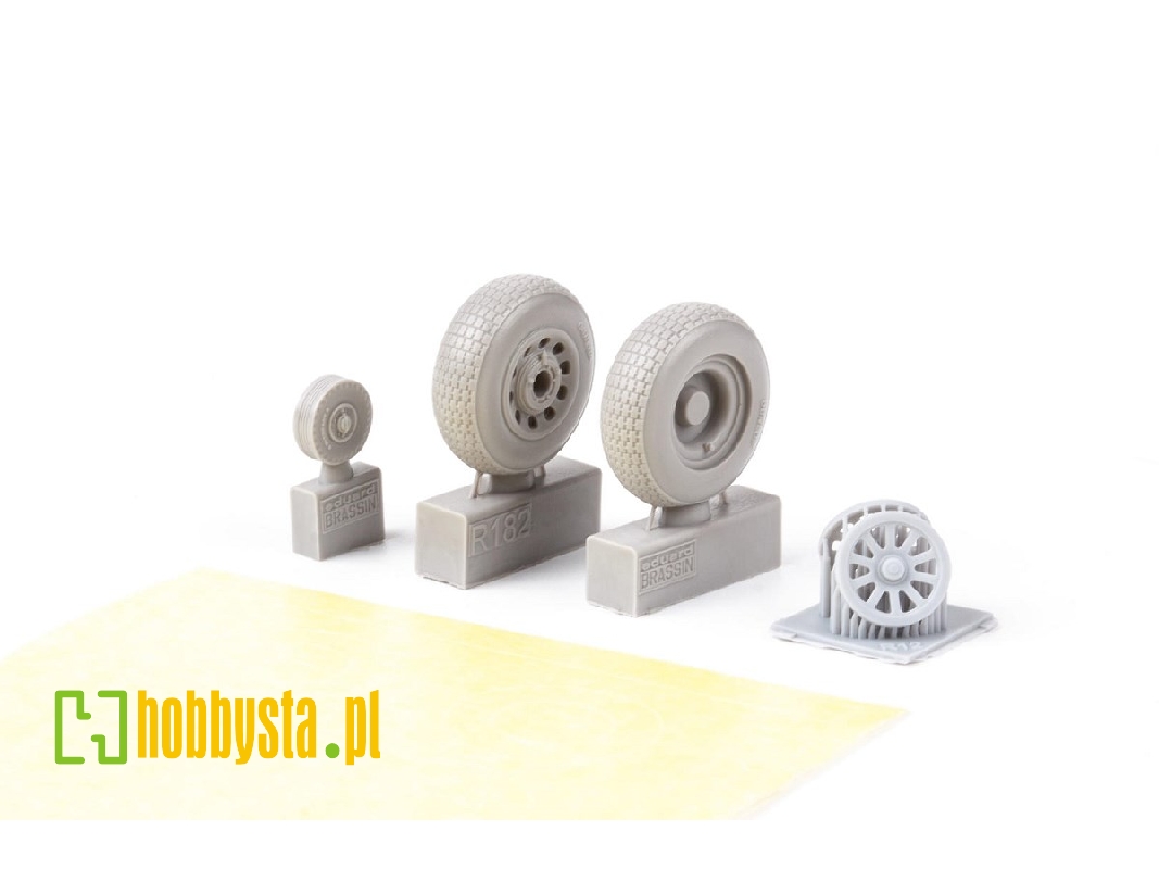 P-51B/ C wheels block tread 2 1/48 - EDUARD - zdjęcie 1 P-51B/ C wheels block tread 2 1/48 - EDUARD - zdjęcie 1