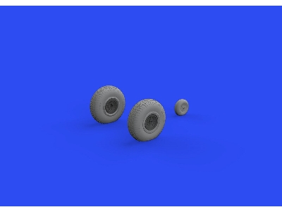 B-17F wheels rhomboid tread 1/48 - EDUARD - zdjęcie 1
