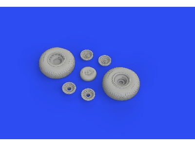 B-17F wheels rhomboid tread 1/48 - EDUARD - zdjęcie 4