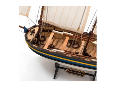 Captain's Longboat Hms Endeavour - zdjęcie 2