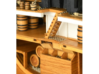 Cross-section Of Hms Victory - zdjęcie 7