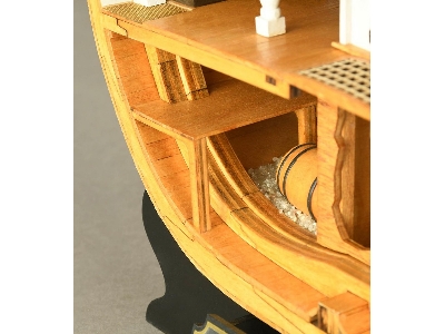 Cross-section Of Hms Victory - zdjęcie 12