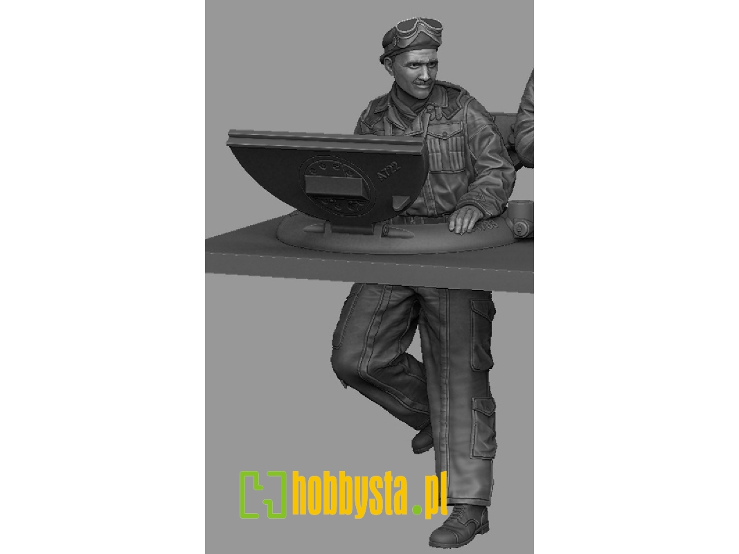British 'sherman' Tank 'pixie' Suit Commander - zdjęcie 1 British 'sherman' Tank 'pixie' Suit Commander - zdjęcie 1