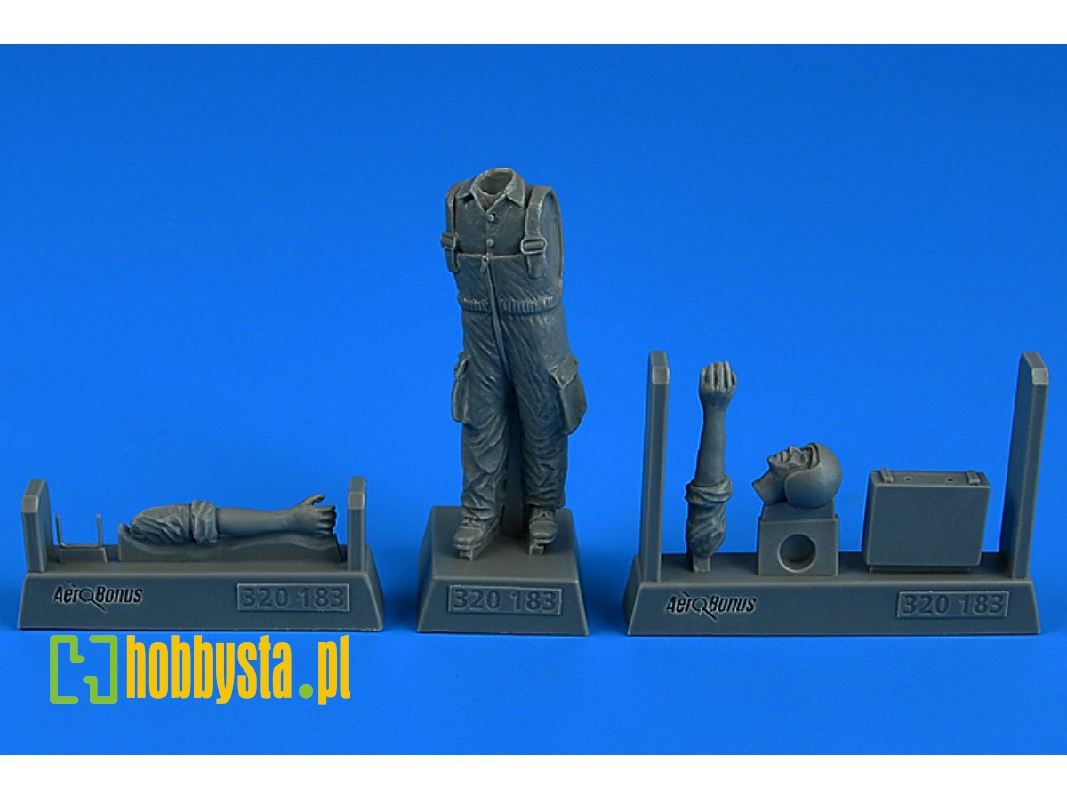Warshaw Pact Aircraft Mechanic B - zdjęcie 1 Warshaw Pact Aircraft Mechanic B - zdjęcie 1