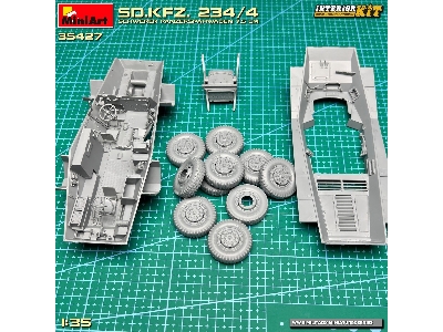 Sd.Kfz. 234/4 Schwerer Panzerspähwagen 7,5 Cm. Interior Kit - zdjęcie 18