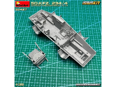 Sd.Kfz. 234/4 Schwerer Panzerspähwagen 7,5 Cm. Interior Kit - zdjęcie 40