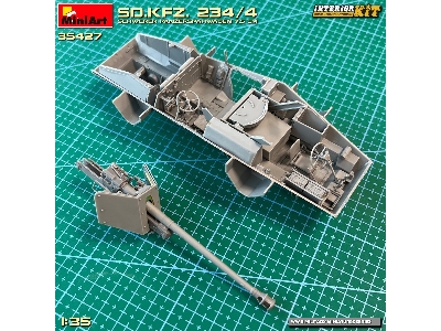 Sd.Kfz. 234/4 Schwerer Panzerspähwagen 7,5 Cm. Interior Kit - zdjęcie 44