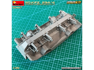 Sd.Kfz. 234/4 Schwerer Panzerspähwagen 7,5 Cm. Interior Kit - zdjęcie 50