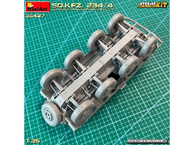 Sd.Kfz. 234/4 Schwerer Panzerspähwagen 7,5 Cm. Interior Kit - zdjęcie 56