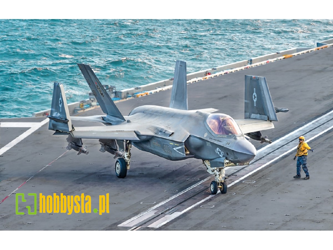 F-35C Lightning II ''CATOBAR version'' - zdjęcie 1 F-35C Lightning II ''CATOBAR version'' - zdjęcie 1