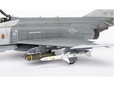 Mcdonnell Douglas F-4 G Phantom Ii Wild Weasel - zdjęcie 8