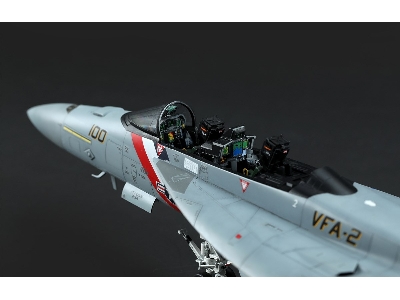 Boeing F/A-18 F Super Hornet - Bounty Hunters - zdjęcie 5