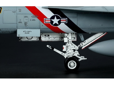 Boeing F/A-18 F Super Hornet - Bounty Hunters - zdjęcie 7