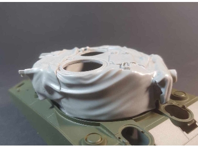 M4 'sherman' M23 Turret With Canvas Winter Camouflage Cover - zdjęcie 1