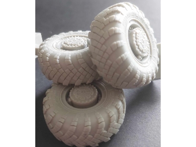 51 P6a S-400 'triumph' Rocket Launcher Road Wheels - zdjęcie 3