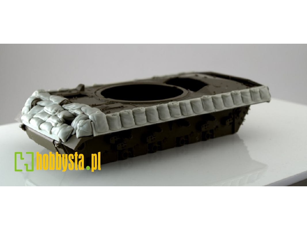 Sandbags Armor For M18 'hellcat' - zdjęcie 1 Sandbags Armor For M18 'hellcat' - zdjęcie 1