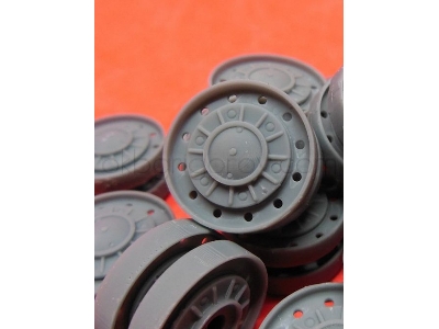 Wheels For Kv, Stamp With Inner Amortization, August 1940 - June 1941 - zdjęcie 2