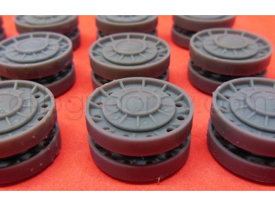 Wheels For Kv, Cast, From Mid July 1941 - zdjęcie 7