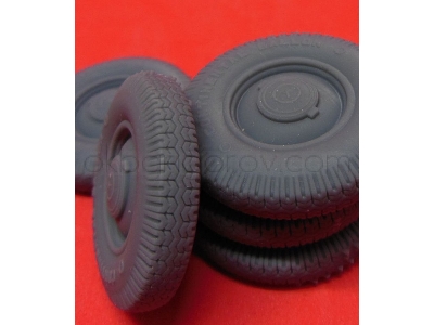 Wheels For Mercedes 770k, Continental Ballon 8, 25-17 - zdjęcie 2