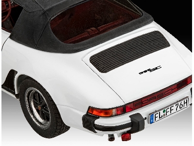 50 Years Of Porsche 911 (Cabriolet) Gift Set - zdjęcie 4