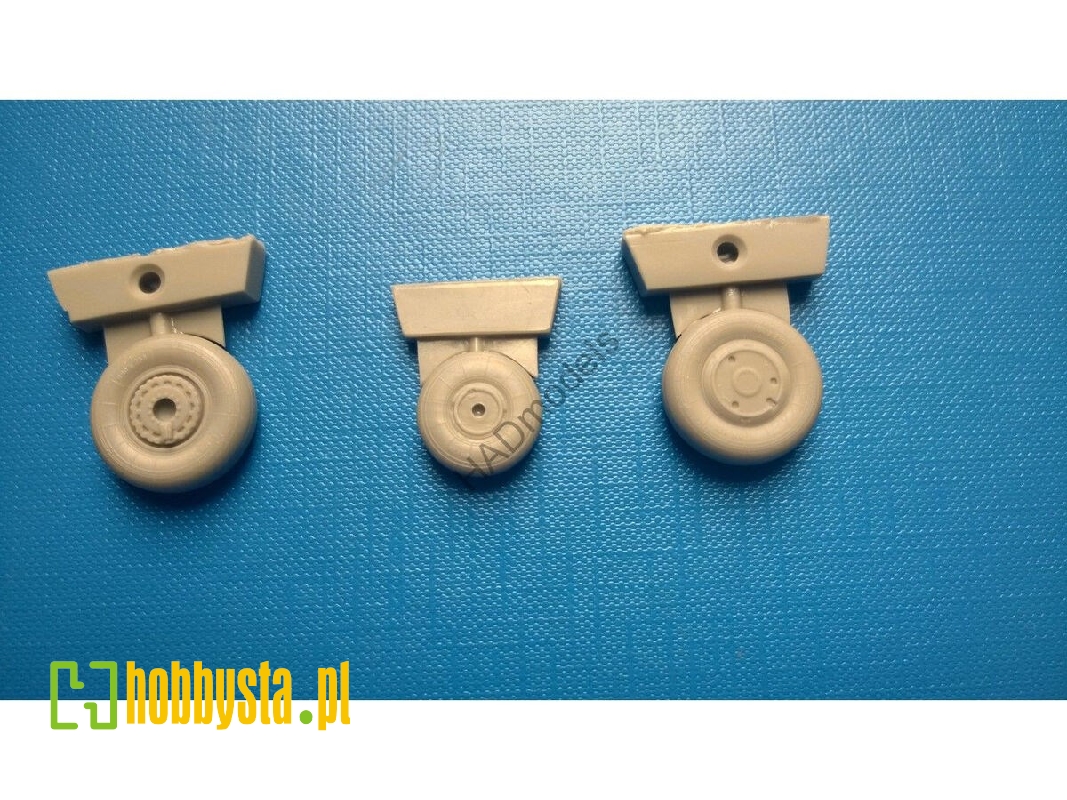 Sukhoi Su-17 / Su-22 - Wheel Set (For Kitty Hawk Model Kits) - zdjęcie 1 Sukhoi Su-17 / Su-22 - Wheel Set (For Kitty Hawk Model Kits) - zdjęcie 1