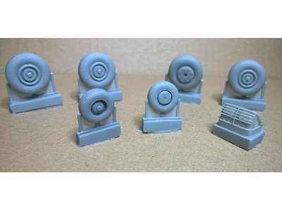 Sukhoi Su-34 Fullback - Wheel Set (For Hobby Boss Kits) - zdjęcie 2