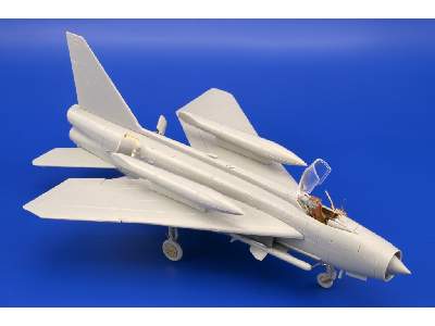  BAC Lightning F.1A/ F.2 exterior 1/72 - Trumpeter - blaszki - zdjęcie 3