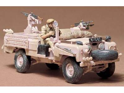 British SAS Pink Panther Land Rover - zdjęcie 1