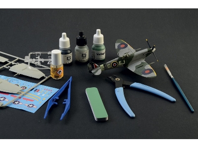 Spitfire Mk. IX - zestaw startowy - zdjęcie 2