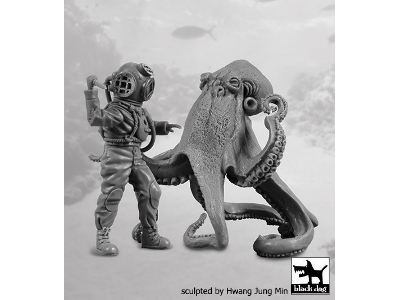Diver And Octopus - zdjęcie 2
