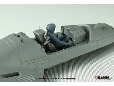 Rokaf Kf-21 Pilot Set (1 Figure For Academy Kit) - zdjęcie 9