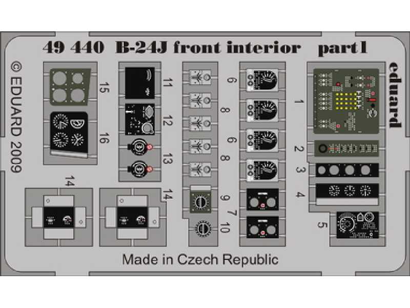  B-24J front interior 1/48 - Monogram - blaszki - zdjęcie 1