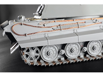 Pz.Kpfw.Vi Sd.Kfz.182 Tiger Ii (Porsche Early Production Vehicle - zdjęcie 12