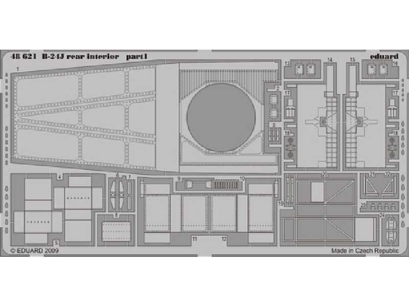  B-24J rear interior 1/48 - Monogram - blaszki - zdjęcie 1