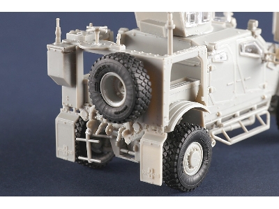 Us M1240 M-atv Mrap - zdjęcie 9