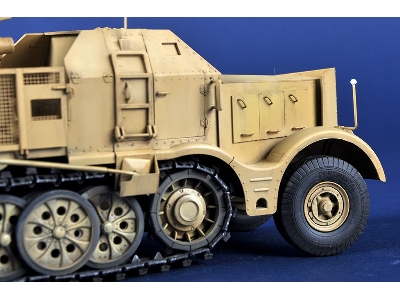 Schwerer Zugkraftwagen 18 T With 8.8cm Flak - zdjęcie 13