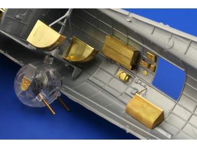  B-17G rear interior 1/48 - Monogram - blaszki - zdjęcie 9