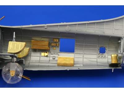  B-17G rear interior 1/48 - Monogram - blaszki - zdjęcie 10