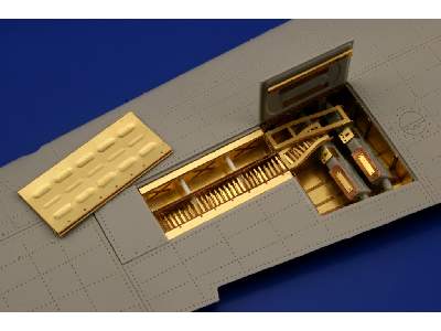  B-24 bomb bay 1/72 - Hasegawa - blaszki - zdjęcie 8