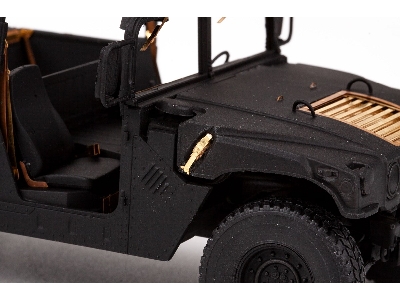Humvee M1097A2 1/35 - ICM - zdjęcie 5